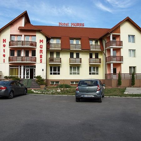 Hotel Mures Toplita  Bagian luar foto