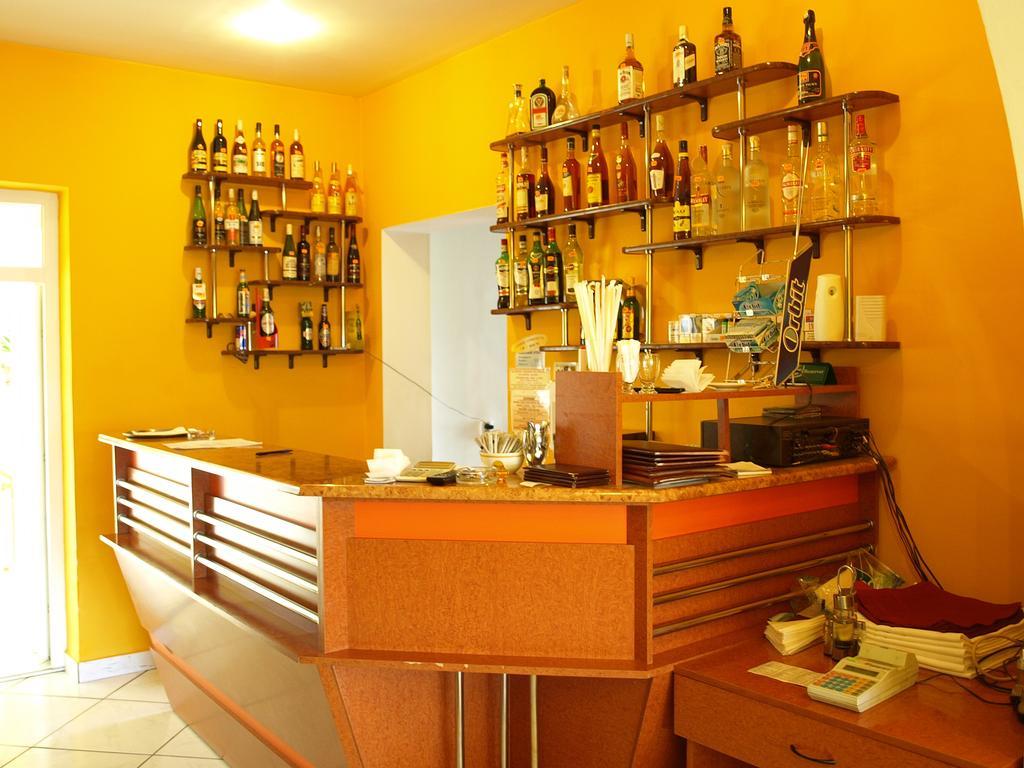 Hotel Mures Toplita  Bagian luar foto